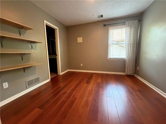 7228 Widmer Road, Shawnee, KS 66216