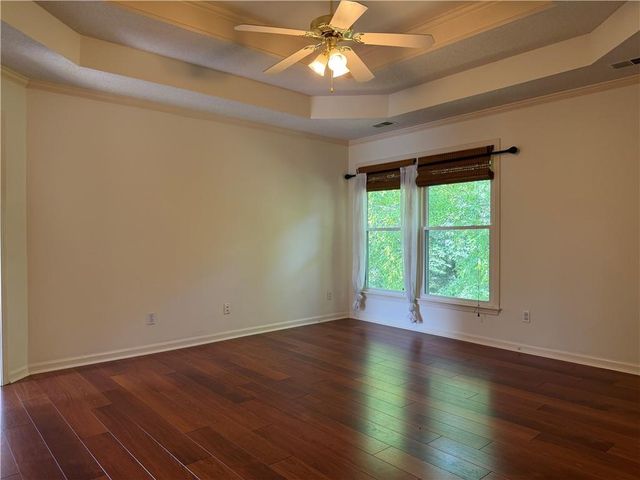 7228 Widmer Road, Shawnee, KS 66216
