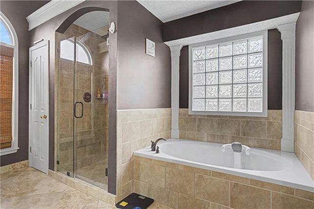 7228 Widmer Road, Shawnee, KS 66216