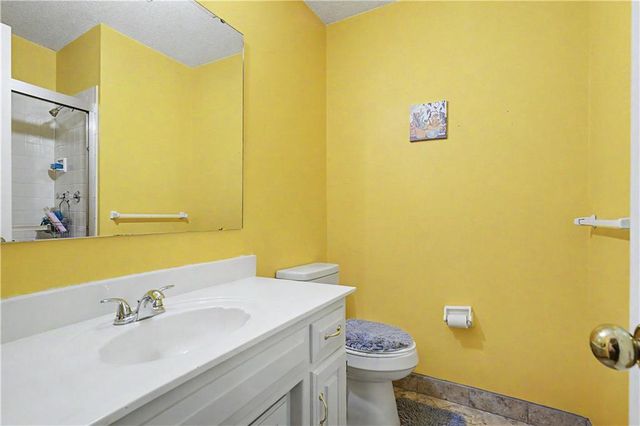 7228 Widmer Road, Shawnee, KS 66216