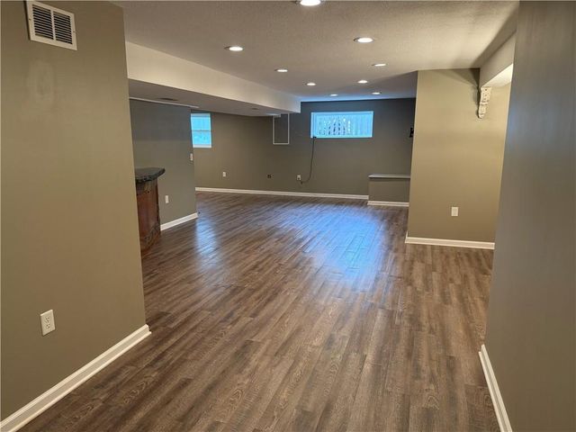 7228 Widmer Road, Shawnee, KS 66216