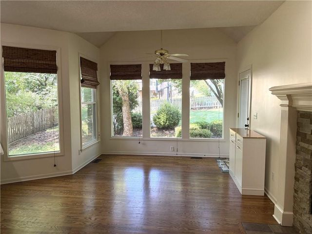 7228 Widmer Road, Shawnee, KS 66216