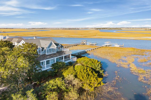 3206 Jasper Boulevard, Sullivans Island, SC 29482