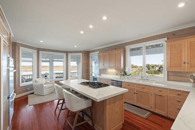 3206 Jasper Boulevard, Sullivans Island, SC 29482