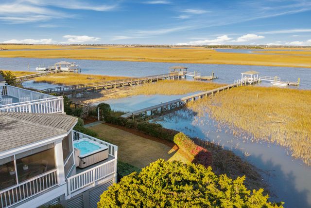 3206 Jasper Boulevard, Sullivans Island, SC 29482
