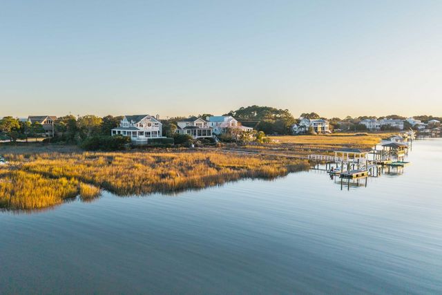 3206 Jasper Boulevard, Sullivans Island, SC 29482