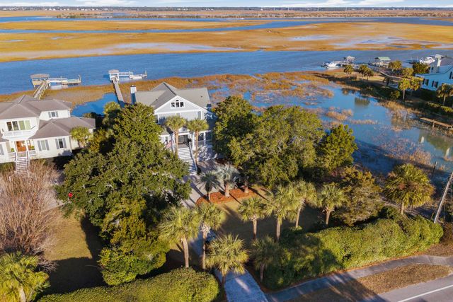 3206 Jasper Boulevard, Sullivans Island, SC 29482