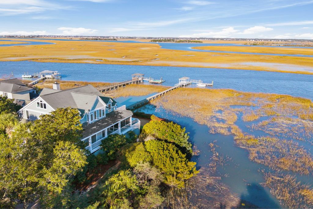 3206 Jasper Boulevard, Sullivans Island, SC 29482