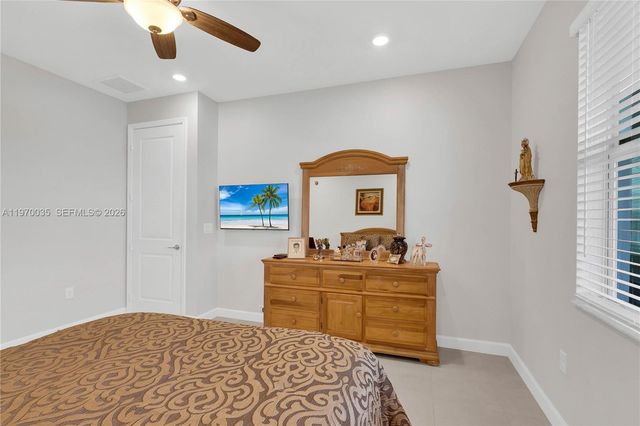 548 SE Plumeria Dr, Port St. Lucie, FL 34984