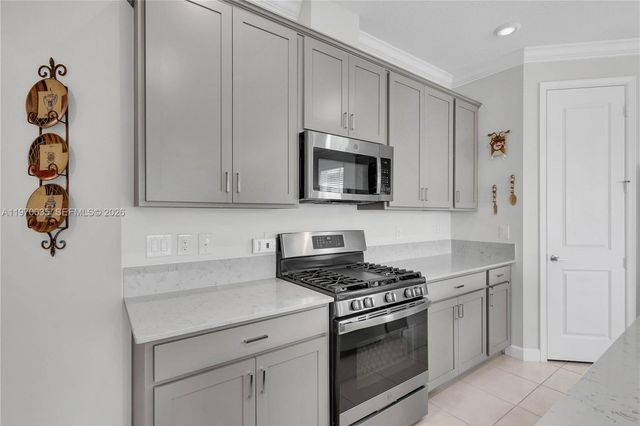 548 SE Plumeria Dr, Port St. Lucie, FL 34984