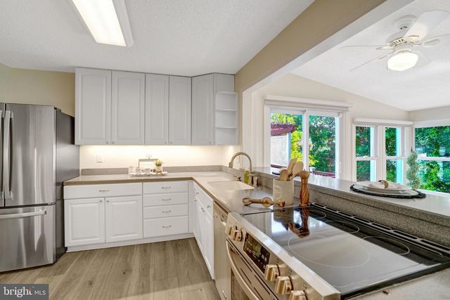 4503 LANTERN PL, Alexandria, VA 22306