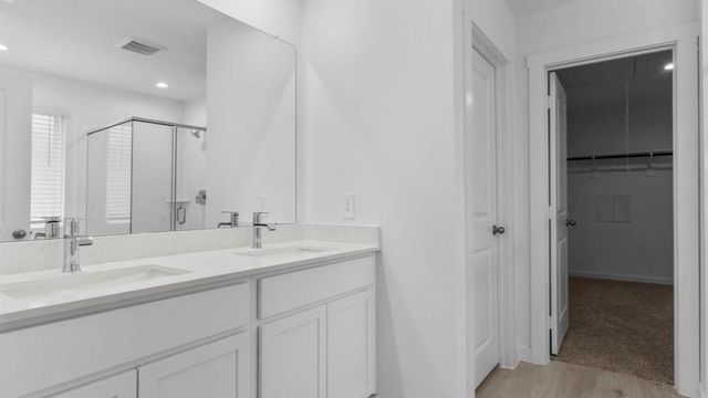 1338 Isola Bella Drive, Richmond, TX 77406