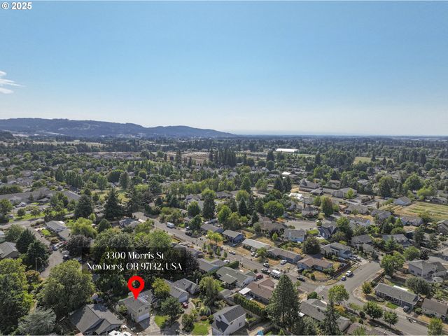 3300 N MORRIS St, Newberg, OR 97132