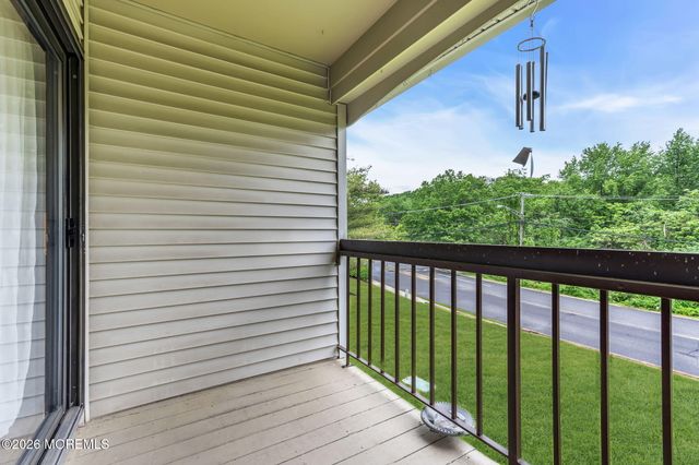 212 Sunshine Court 212, Parlin, NJ 08859