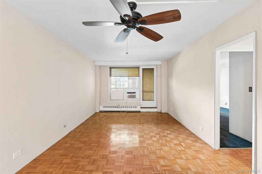 97-37 63rd Road 6F, Rego Park, NY 11374 — photo 5