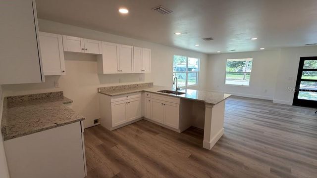 638 W 7TH STREET, Lakeland, FL 33805