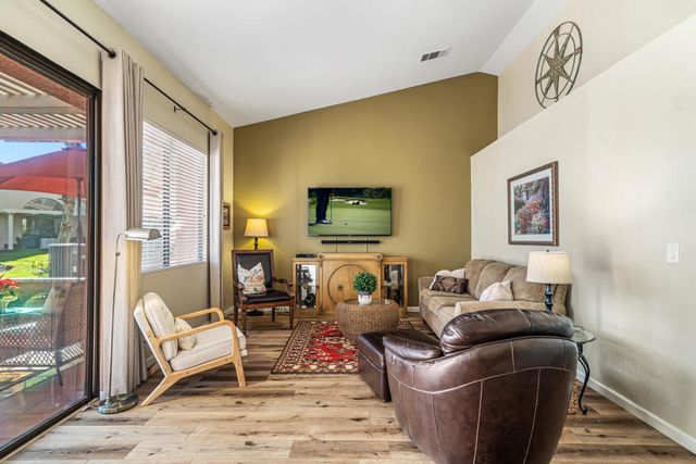 42334 Sari Court, Palm Desert, CA 92211