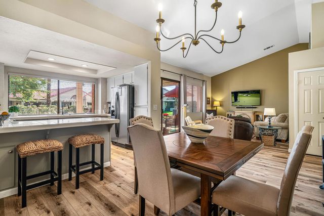 42334 Sari Court, Palm Desert, CA 92211