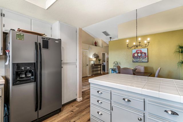 42334 Sari Court, Palm Desert, CA 92211