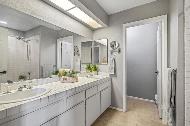 42334 Sari Court, Palm Desert, CA 92211