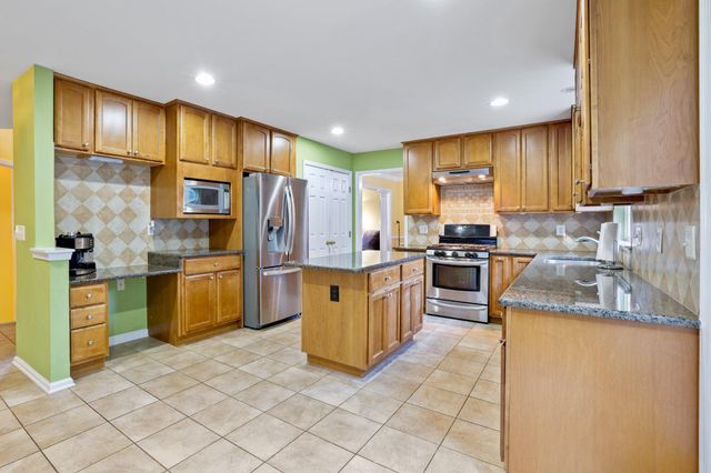 20941 LOHENGRIN CT, Ashburn, VA 20147