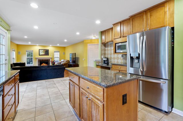 20941 LOHENGRIN CT, Ashburn, VA 20147
