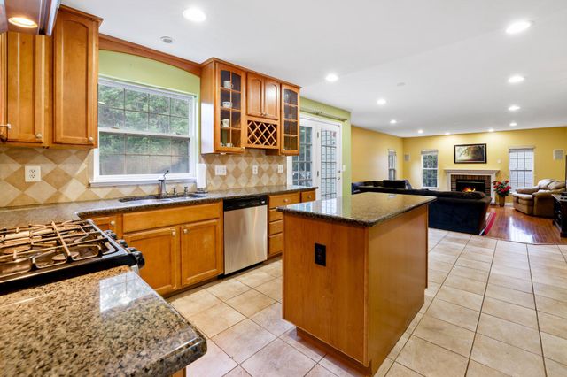 20941 LOHENGRIN CT, Ashburn, VA 20147