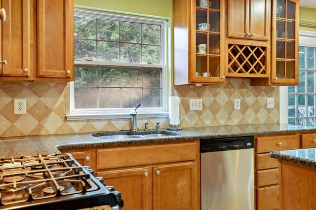 20941 LOHENGRIN CT, Ashburn, VA 20147