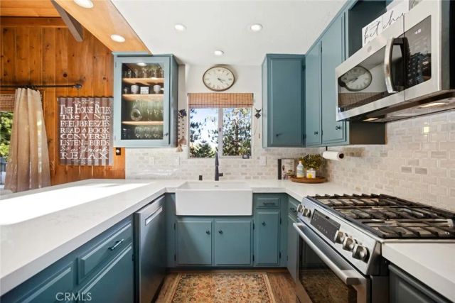 256 N Fairway, Lake Arrowhead, CA 92352