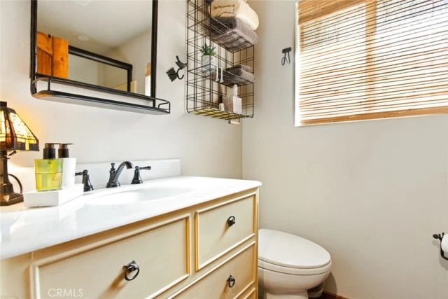 256 N Fairway, Lake Arrowhead, CA 92352