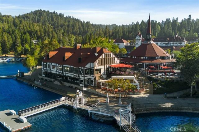 256 N Fairway, Lake Arrowhead, CA 92352