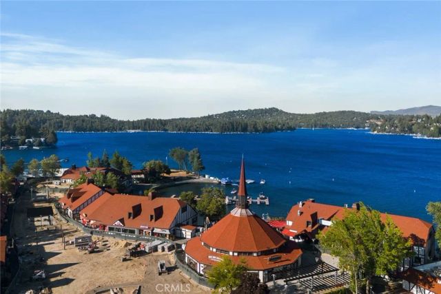 256 N Fairway, Lake Arrowhead, CA 92352