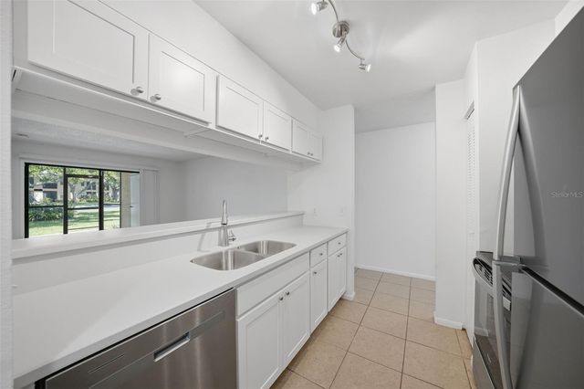 3001 58TH AVENUE S 1005, St Petersburg, FL 33712