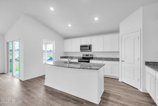 3203 COTTAGE HILL Place, Green Cove Springs, FL 32043