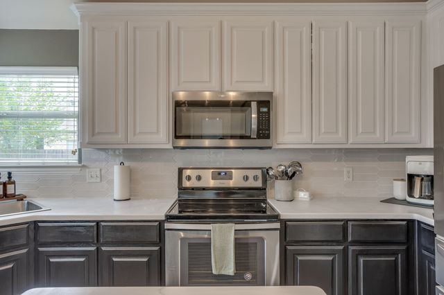 112 Bullava Court, Crowley, TX 76036