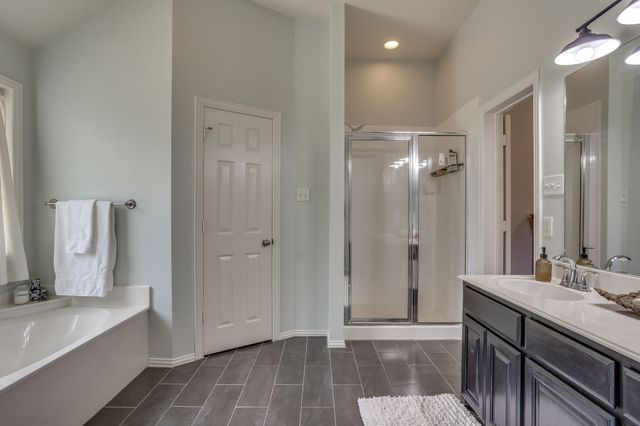 112 Bullava Court, Crowley, TX 76036