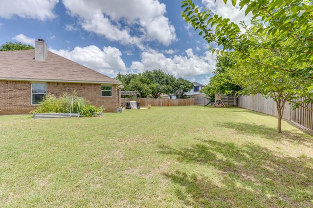 112 Bullava Court, Crowley, TX 76036