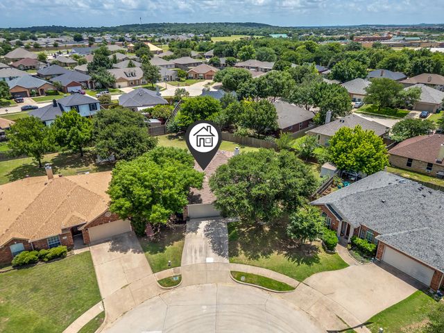 112 Bullava Court, Crowley, TX 76036