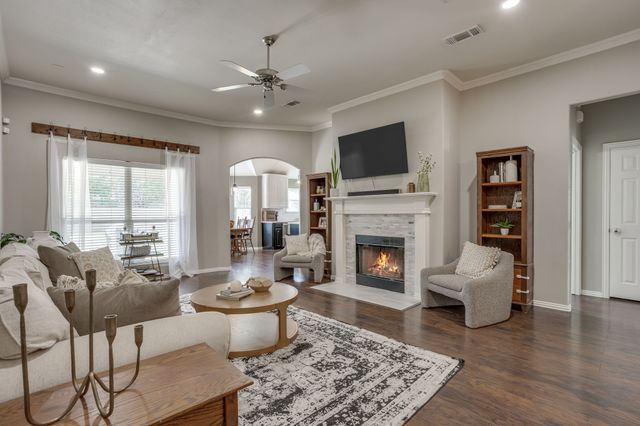 112 Bullava Court, Crowley, TX 76036