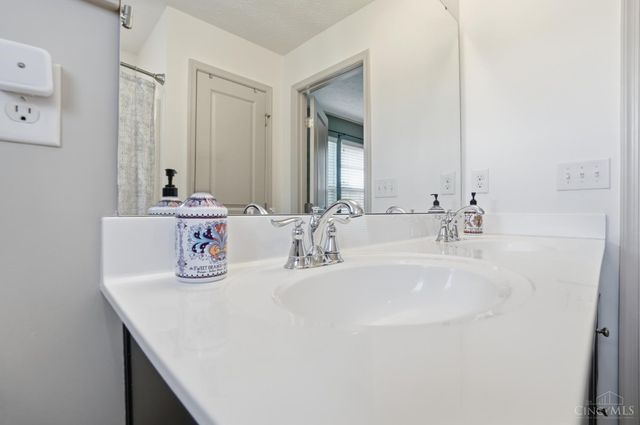 4620 Kibbey Lane, South Lebanon, OH 45065