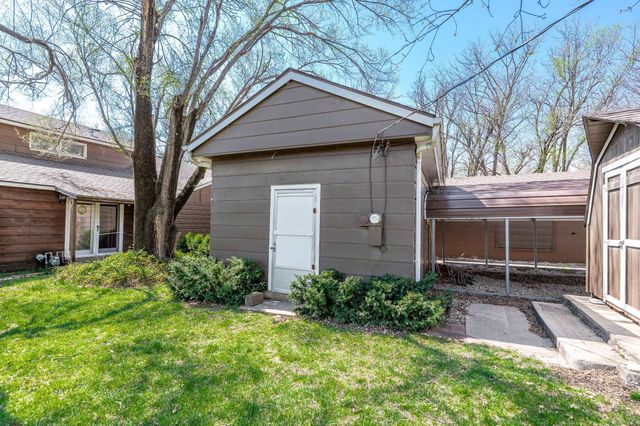 6235 S Southern St, Wichita, KS 67217