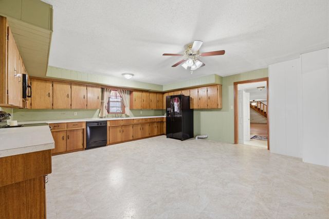 6235 S Southern St, Wichita, KS 67217