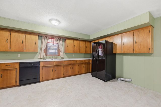 6235 S Southern St, Wichita, KS 67217