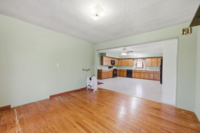 6235 S Southern St, Wichita, KS 67217