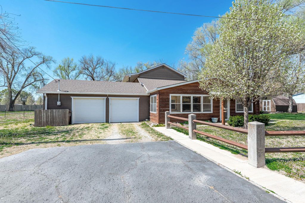 6235 S Southern St, Wichita, KS 67217