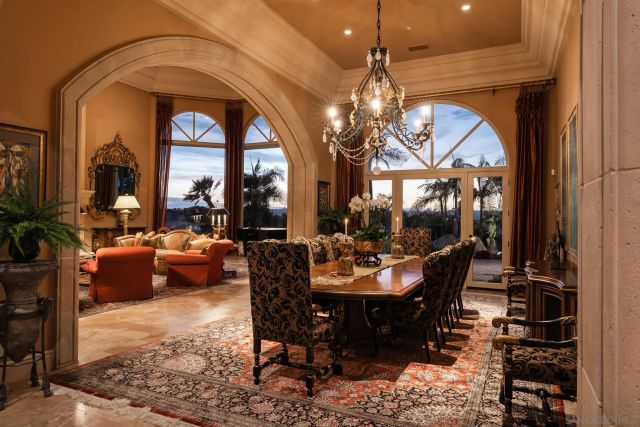 5962 Rancho Diegueno Rd, Rancho Santa Fe, CA 92067
