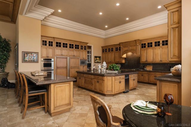 5962 Rancho Diegueno Rd, Rancho Santa Fe, CA 92067