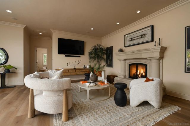 5962 Rancho Diegueno Rd, Rancho Santa Fe, CA 92067