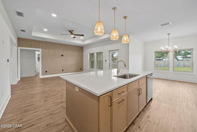 918 Laurel Oak Lane, Panama City, FL 32408