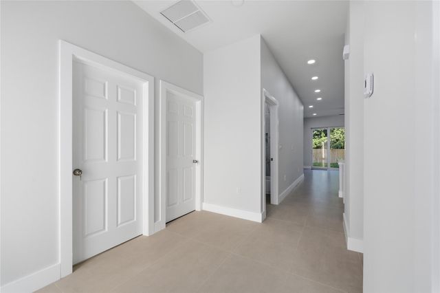 1214 NW 4th Avenue, Fort Lauderdale, FL 33311